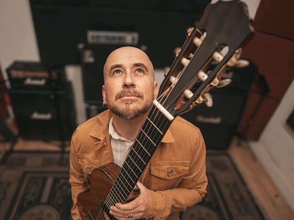 Artista mineiro Belmiro lança single trazendo uma nova fase na sua trajetória musical